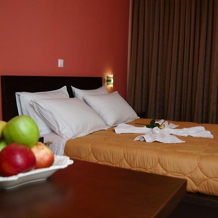 Xenonas Ioanni Parcha Hotel Levídi Szoba fotó