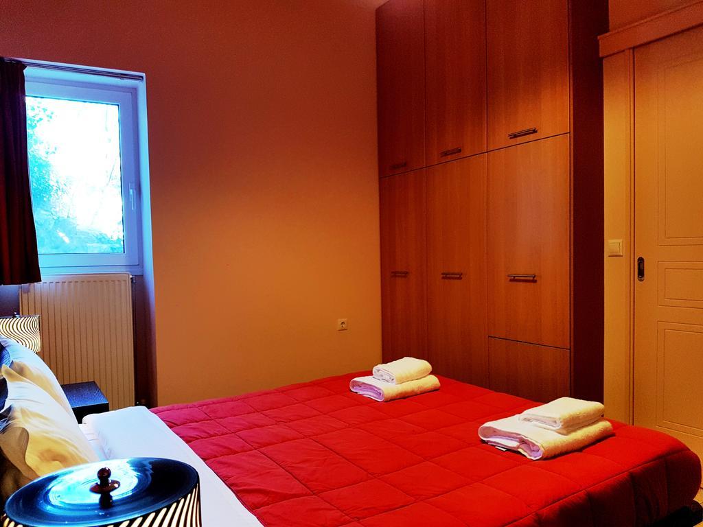 Xenonas Ioanni Parcha Hotel Levídi Szoba fotó